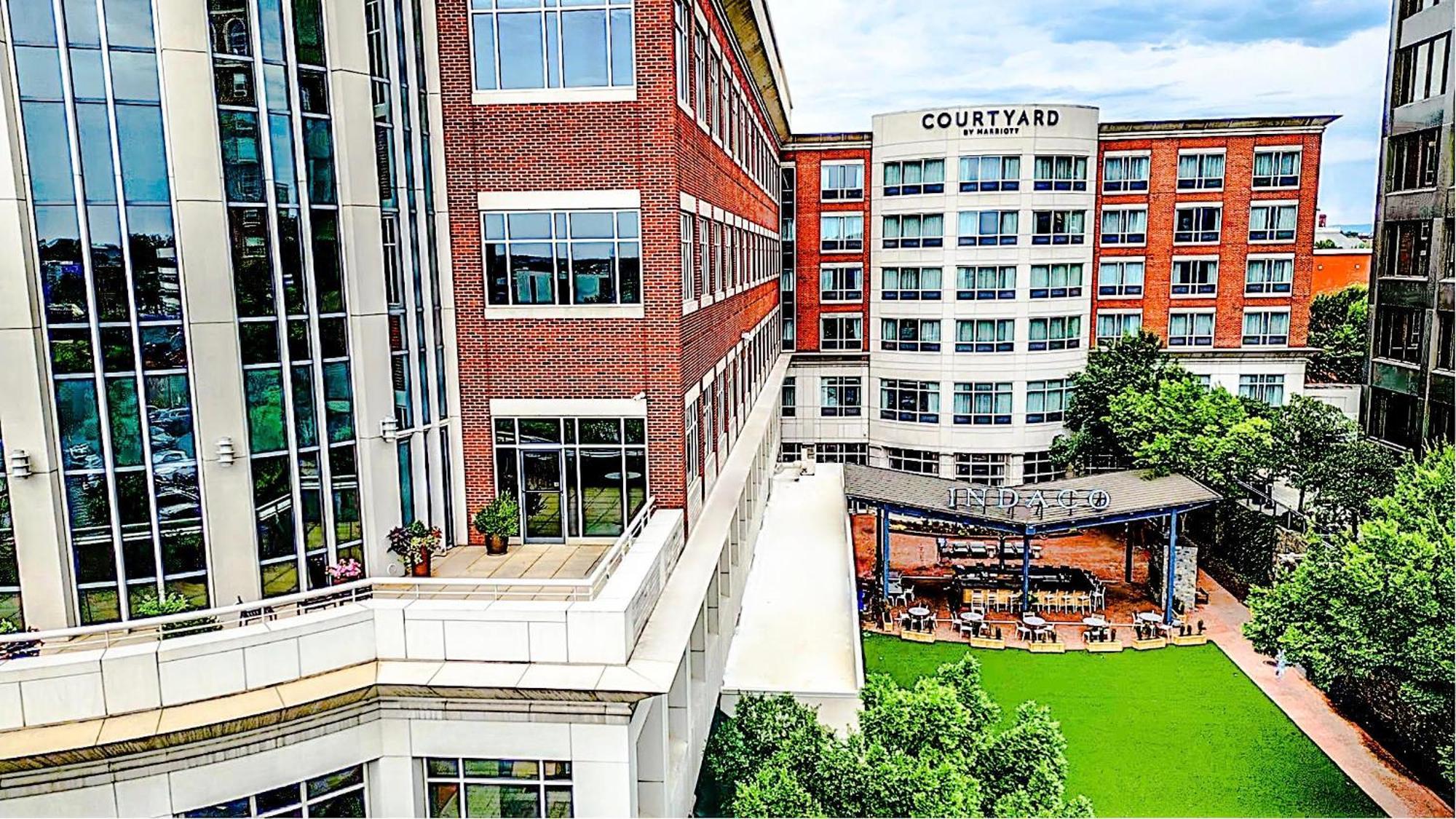 Courtyard By Marriott Greenville Downtown Exterior foto